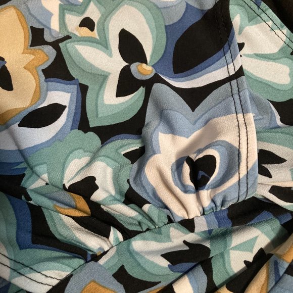 3/4" Sleeve Wrap Style with Tropical Sarong Front Ruching with built in camisole - Picture 4 of 15